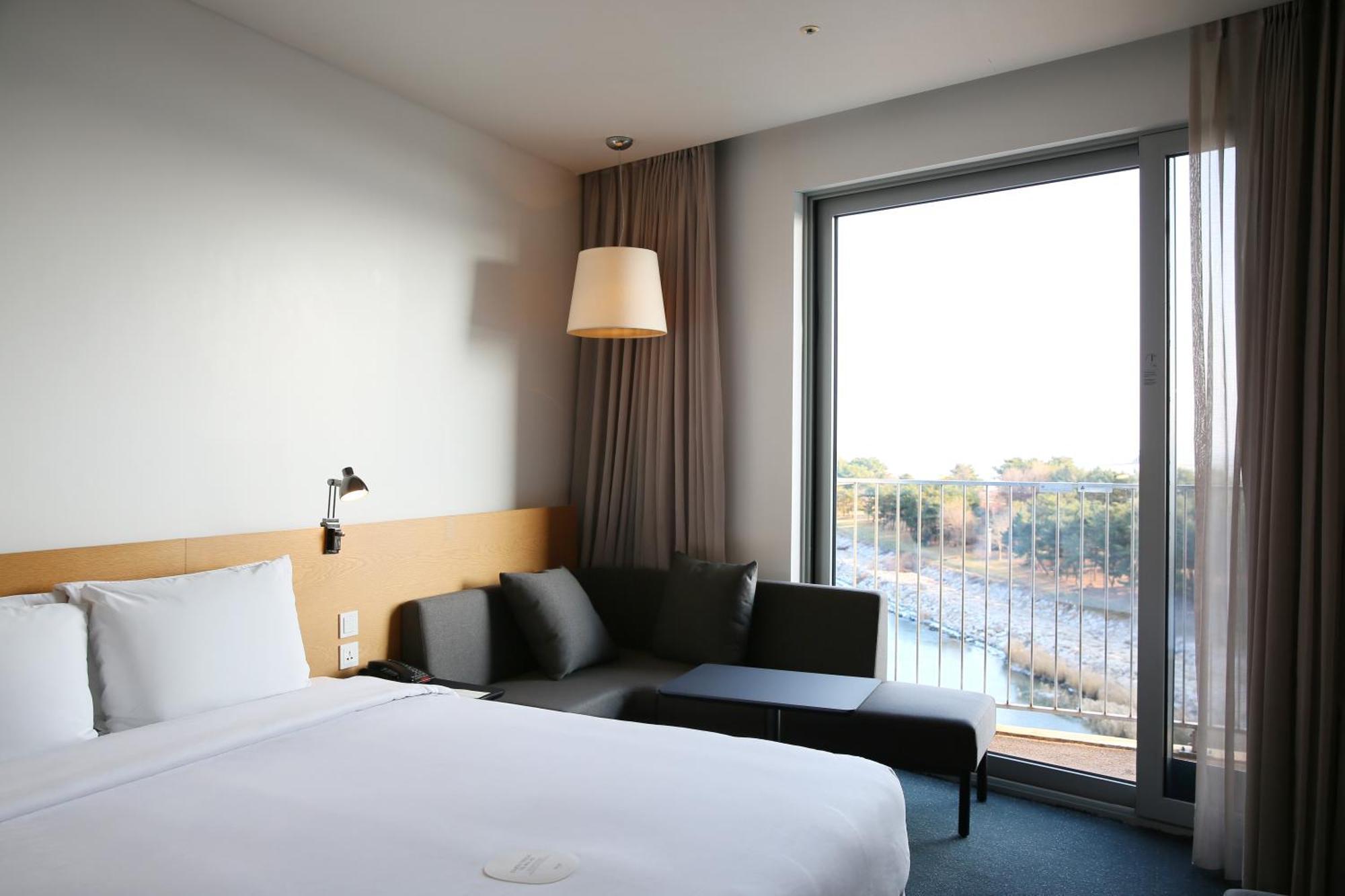 仁川鸟巢酒店 外观 照片 A room at the hotel