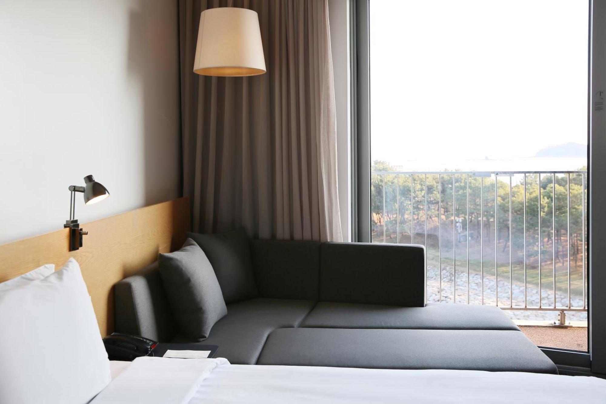 仁川鸟巢酒店 外观 照片 A room at the hotel